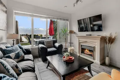 Image de Townhouse at Lakefront Resort. Pool, Hot tub, Private Beach, Boat Slip Available