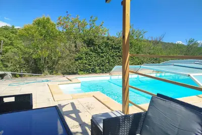 Image de Gîte 2 places Vallée de l'Ibie - Sud Ardèche au calme avec piscine