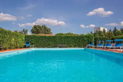 Image de Oasi della Pergola - Girasole