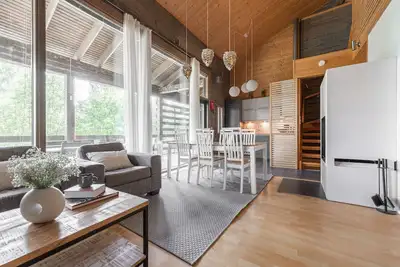 Image de Cozy Cabin with Hot Tub and Private Sauna Close to the Tahko Ski Slopes