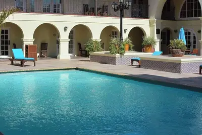 Image de 2 Spanish-Inspired Getaway | Pools, Gym Access & Near Border, Plaza & Museums