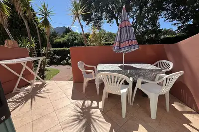 Image de Studio calme avec terrasse pour 4 personnes proche plage