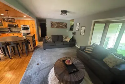 Image de Charming 2-bedroom house with outdoor hot tub and recreation in rural Duluth