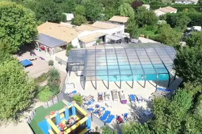 Image de Camping 4 étoiles - Piscine  - ccbbgdi