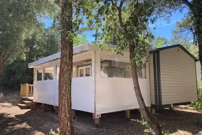 Image de Camping 4 étoiles - Piscine  - ccbbhii