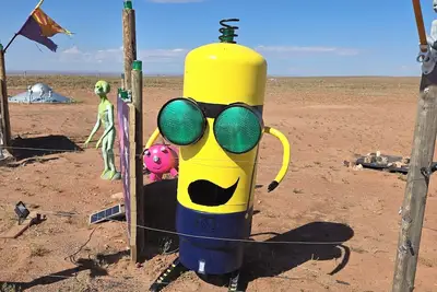 Image de Alien Acres Ufo campground, car, truck, Rv, tent off-grid camping