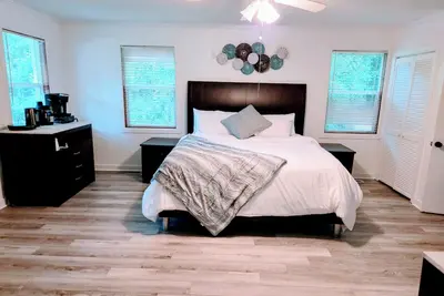 Image de Charming 2-bedroom Suite w/Impressive Kitchenette in Fayetteville, Nc