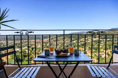 Image de Apt Cocteau - Au coeur de Saint Paul de Vence avec terrasse