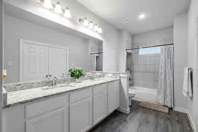 Image de Spacious 4br Central Fort Worth Gem