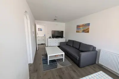 Image de Your ideal home away from home! Modern apartment, free wifi and parking
