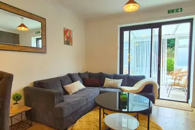 Image de 2 Bed Tamebridge & Bescot Train Station M5/M6 - J9 & J7