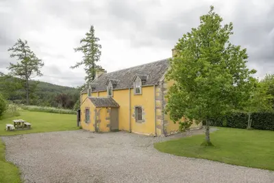 Image de sleeps 4 in 1 double bedroom and 1 twin room