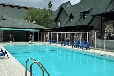 Image de Mountain Chalet in Canmore/Banff with huge Pool
