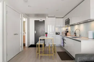 Image de The Guardian 31st | Pet Friendly | Heated Parking