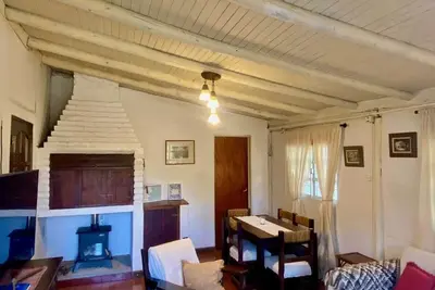 Image de Cozy House Amid Nature