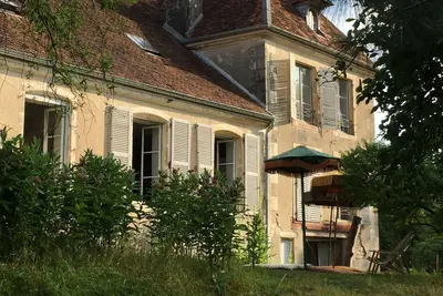 Image de Chateau D'Aigremont Aile indépendante 5 chambres 4 sdb salon cuisine parc. . .