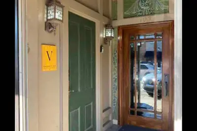 Image de Charming 2-bedroom apartment in wonderful downtown West Jefferson with WiFi, Ac