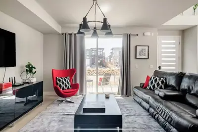 Image de Spacious 4-bedroom house with WiFi, Ac in delightful Central Park Denver