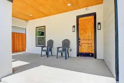 Image de Jonairs, Stockyard Mini Hotel