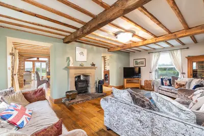 Image de Country Farmhouse, Sleeps 13 & New 8Seater Hot Tub
