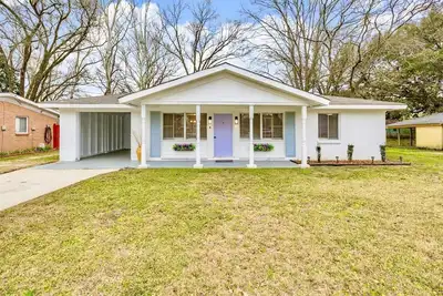Image de Quiet Stay Near Airport. 5 min drive to Su. 10-15 min drive to Lsu & Dwntown Br.