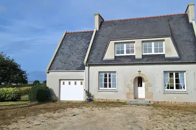Image de Maison avec jardin et vue mer