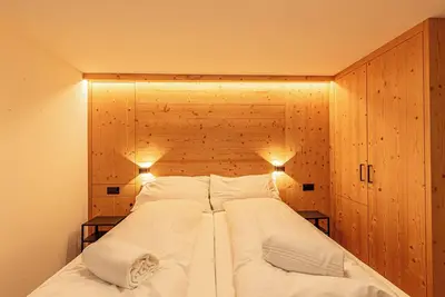 Image de Ski In & Out modern terrace and garden apartment.