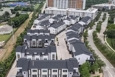 Image de 2-bedroom Exquisite Luxury Retreat Fully Furnished Apartment Dallas