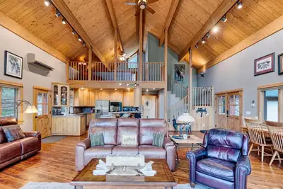 Image de Cozy Mountain Cabin Close to Town