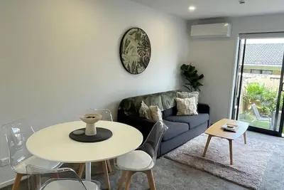 Image de Comfortable 2br Home on Te Kanawa Crescent