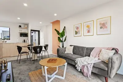 Image de Charming 2 Bed Family Home