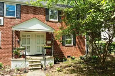 Image de Urban Escape Near Downtown Raleigh