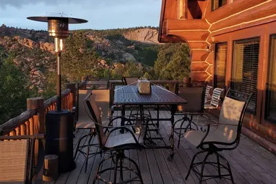 Image de Stunning 5-bedroom Real Log Cabin in Teller County