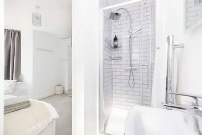 Image de The White House - Luxury Southbourne beach 3 bed stay