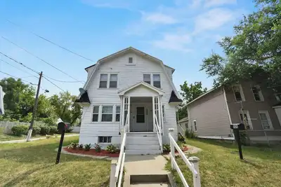 Image de Charming 3-bedroom house with WiFi and Ac in Grand Rapids