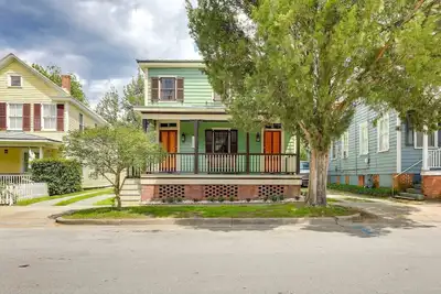 Image de Unit B | Victorian Vacation Rental In Downtown!