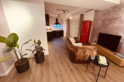 Image de 2 bedroom beachside 13th Floor Apartment