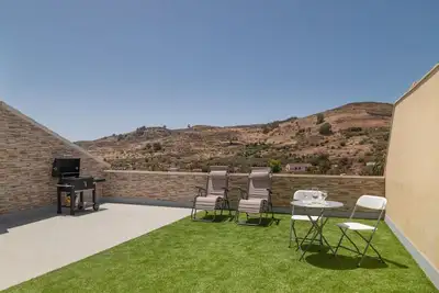Image de Maison de Vacances 'Buena Vista House' avec Vue sur la Montagne, Terrasse Privée et Wi-Fi