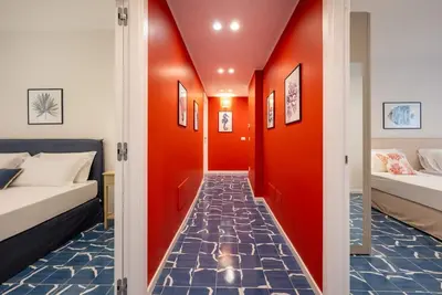 Image de Elegant & Modern 4Bedroom Home in Central Sorrento