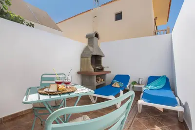 Image de Maison de vacances 'Neral' avec vue sur la montagne, terrasse privée et Wi-Fi