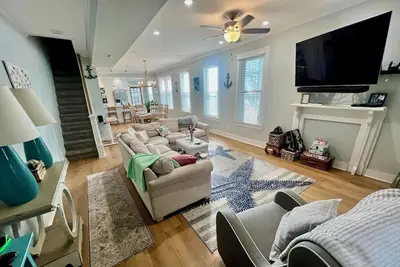 Image de Renovated 4-bedroom home in downtown Cape May. 2 blocks to beach & Congress Hall