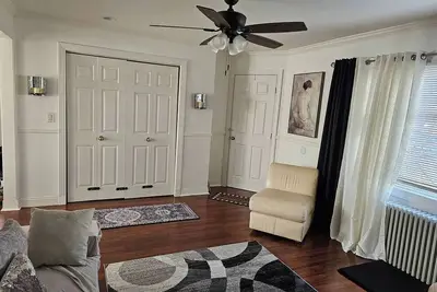 Image de Nice 2-bedroom apartment with Ac in Wallington