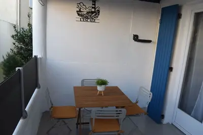 Image de L' Escale, appartement climatisé à 50 m de la plage. Equipé du Wifi et Box Tv.