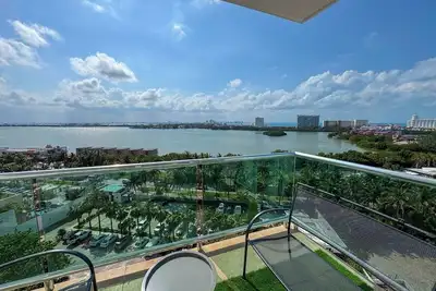 Image de Apt with Balcony, Beach Access and Comfort, pool