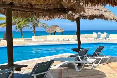 Image de Condo with Lagoon View and Beach Access