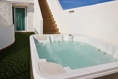 Image de Eco Apart comfortable La Orquídea. With terrace, garden and jacuzzi at Green Dharma