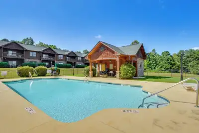 Image de Scenic Outdoor Space: Lake Keowee Retreat!