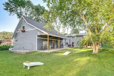 Image de Walk to Spring Lake w/ Waterpark: Family Retreat!