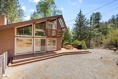 Image de Marvelous Quite 2br Cabin in Wrightwood
