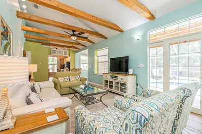Image de 3-bedroom Charming \"CasaBella\"  Pool House in Historic Venice, Fl